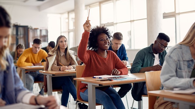 España es el país del mundo al que más estadounidenses viajan para estudiar